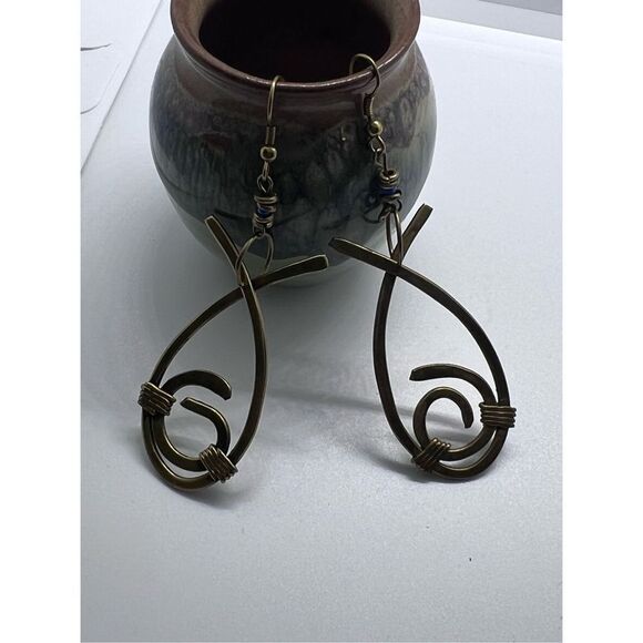 New Vintage Artisan Made Brass Open Fish Dangle French Hook Earrings - Picture 5 of 6